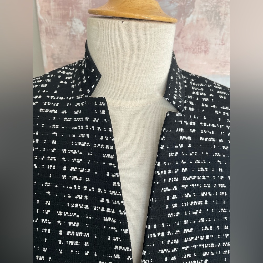 Nine West black and white light weight blazer size 4 NWOT - Picture 3 of 15